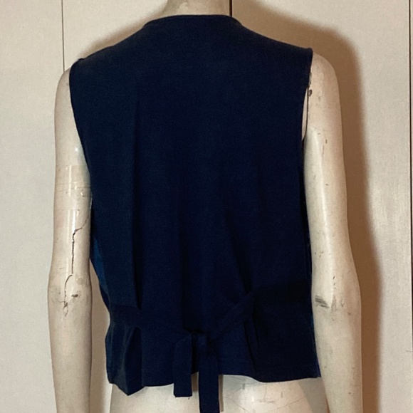 1980 Victoria Jones Navy Blue Vest with Embroidery Flowers and Patches Sz MEDIUM - Picture 5 of 7